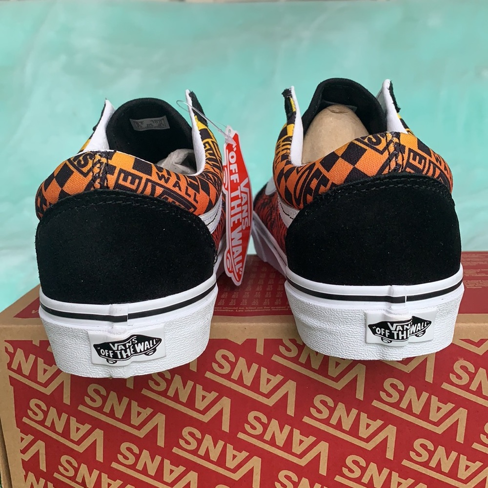 VANS OLD SKOOL LOGO FLAME Black/True White men’s - Picture 10 of 16